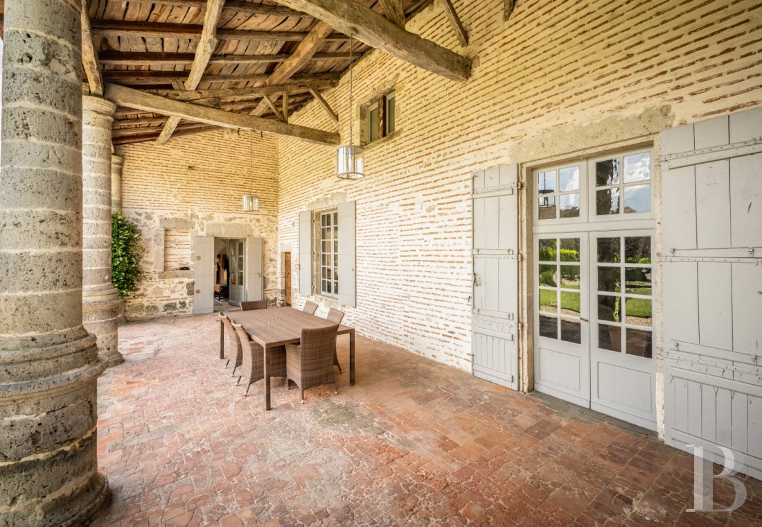 Dans le Lot-et-Garonne, au sud-est de Marmande, une demeure des 18e et 19e siècles en bordure du canal latéral de la Garonne - photo  n°24